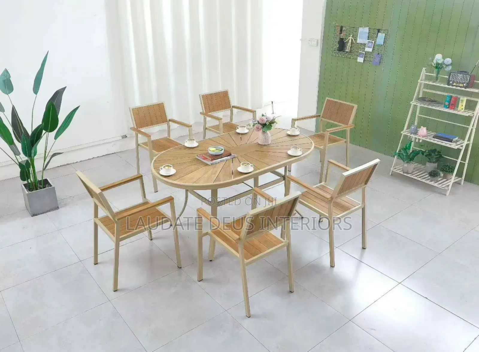Contemporary 6 Seaters Outdoor Table