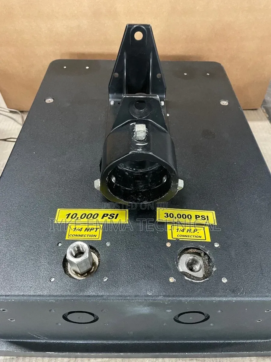 Barton Chart Recorder 30,000 To 10,000 Psi
