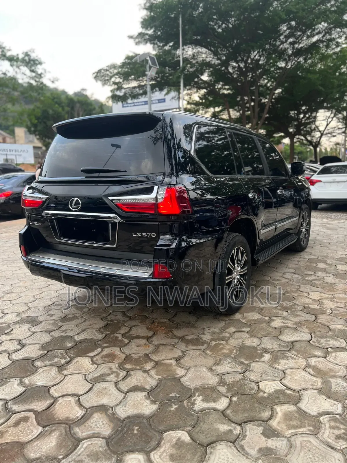 Lexus LX 570 AWD 2014 Black