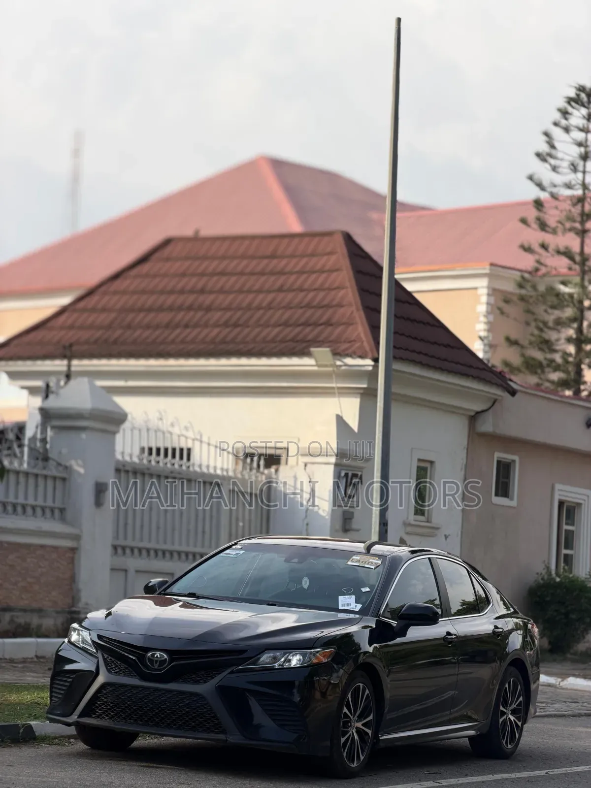 Toyota Camry SE FWD 2020 Black
