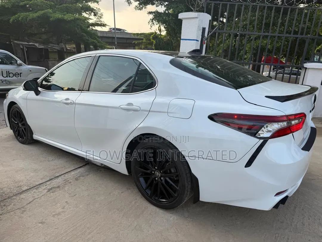 Toyota Camry XSE 2023 White