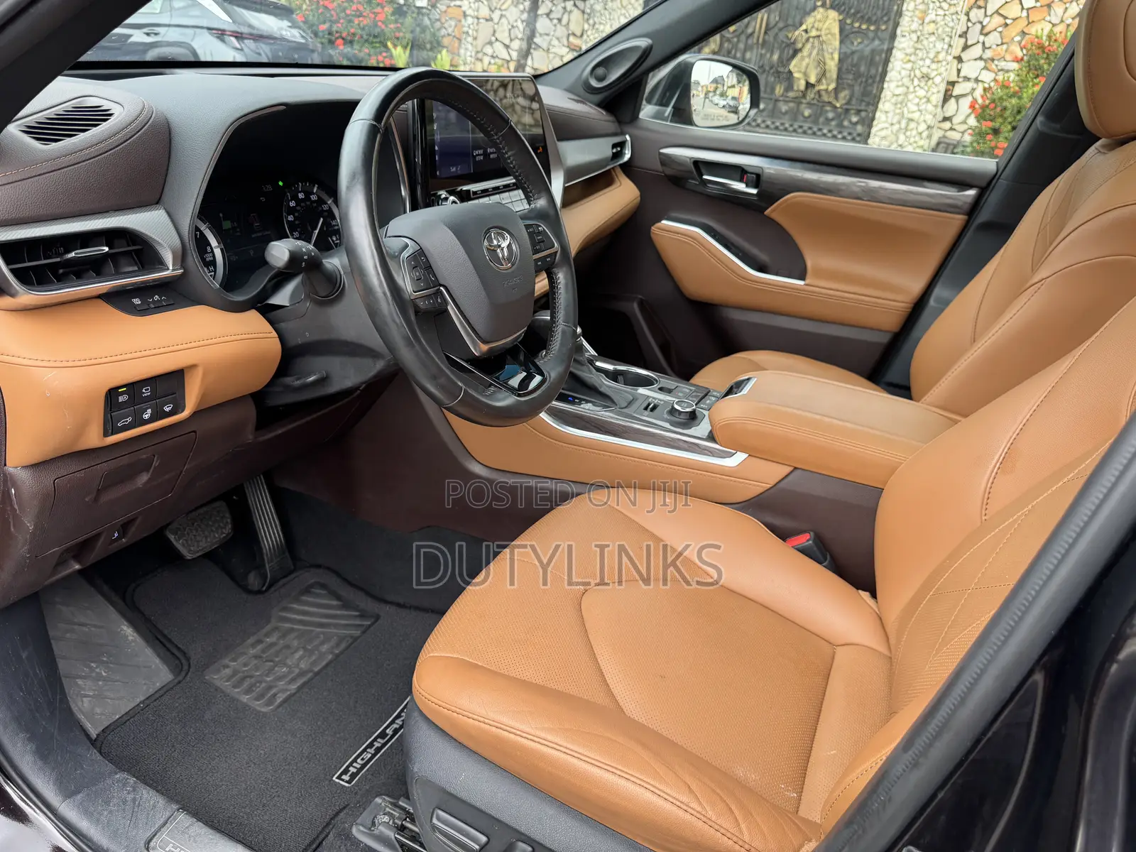 Toyota Highlander Platinum 2021 Maroon