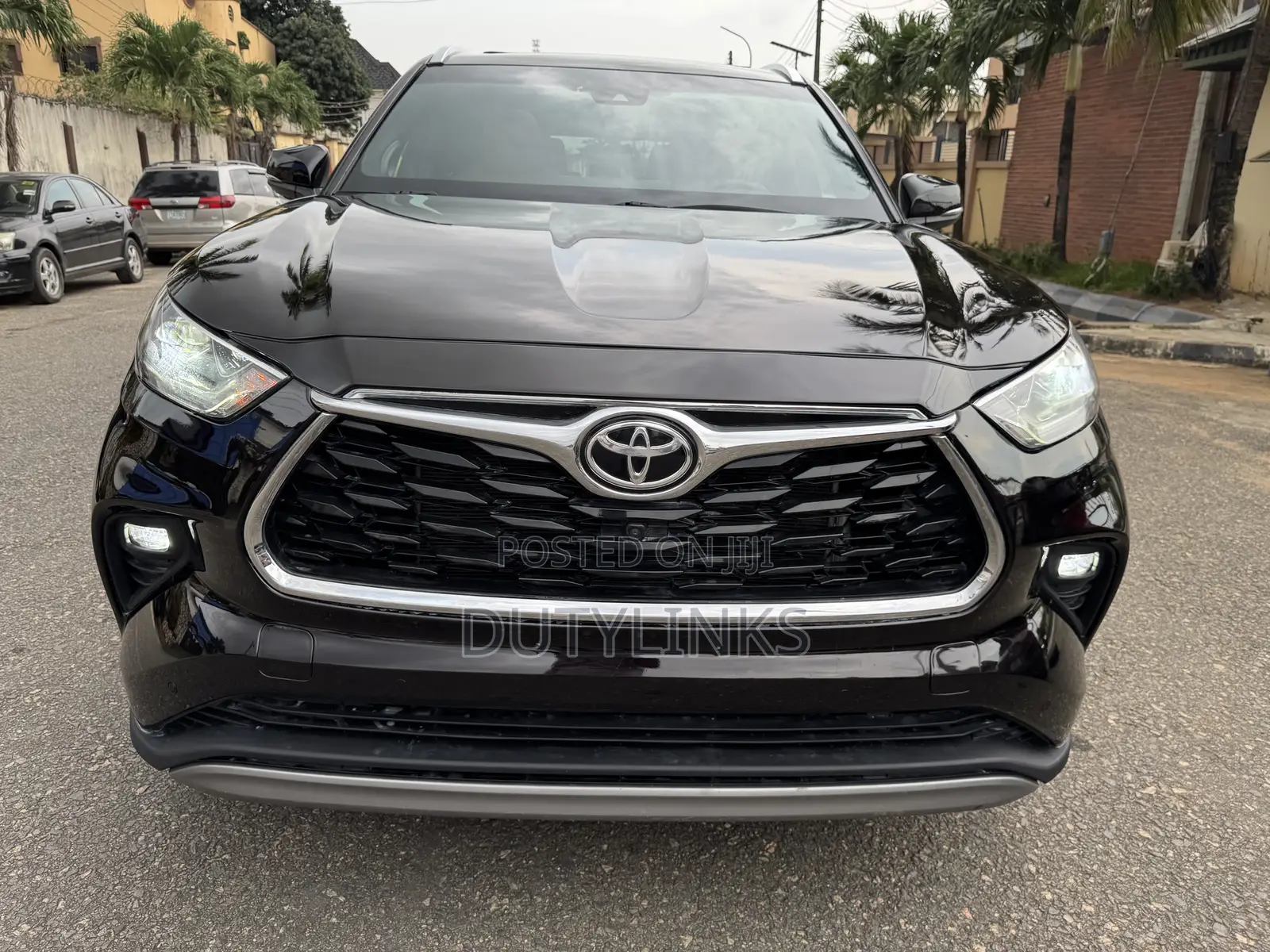 Toyota Highlander Platinum 2021 Maroon