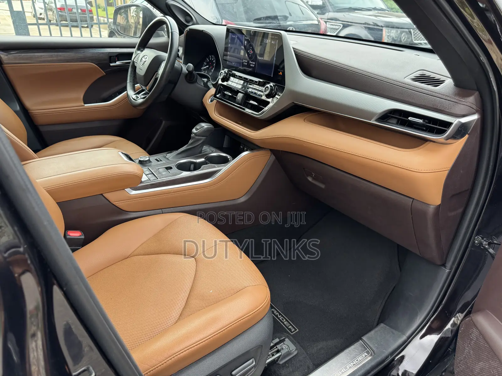 Toyota Highlander Platinum 2021 Maroon