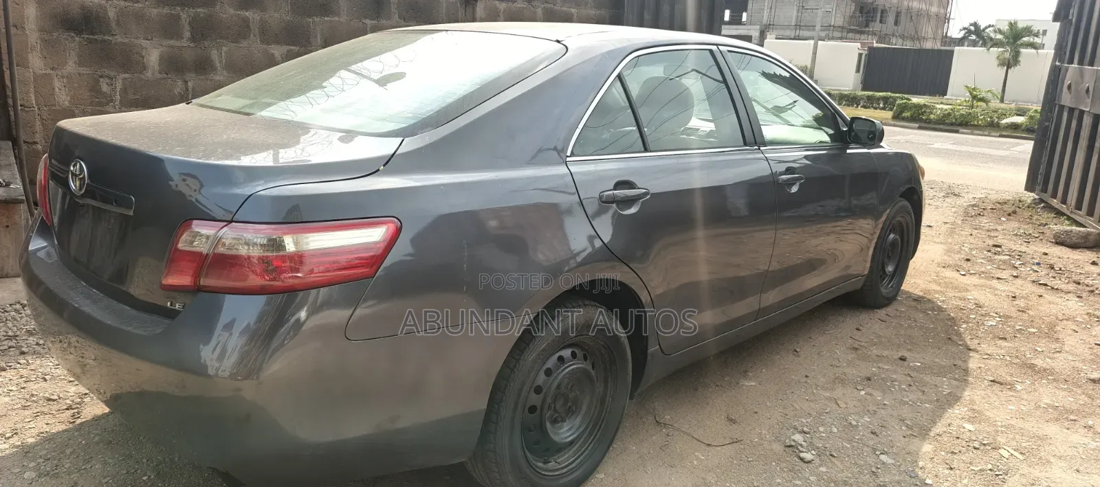 Toyota Camry LE 4dr Sedan (2.4L 4cyl 5A) 2009 Gray