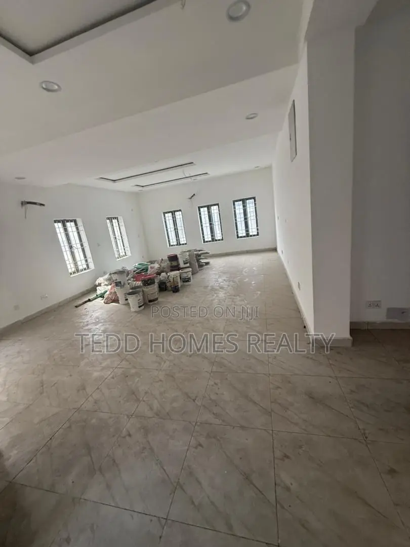 Commercial Lease