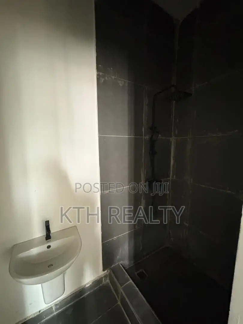 3bdrm Apartment in Ikate, Lekki Phase 1 for rent
