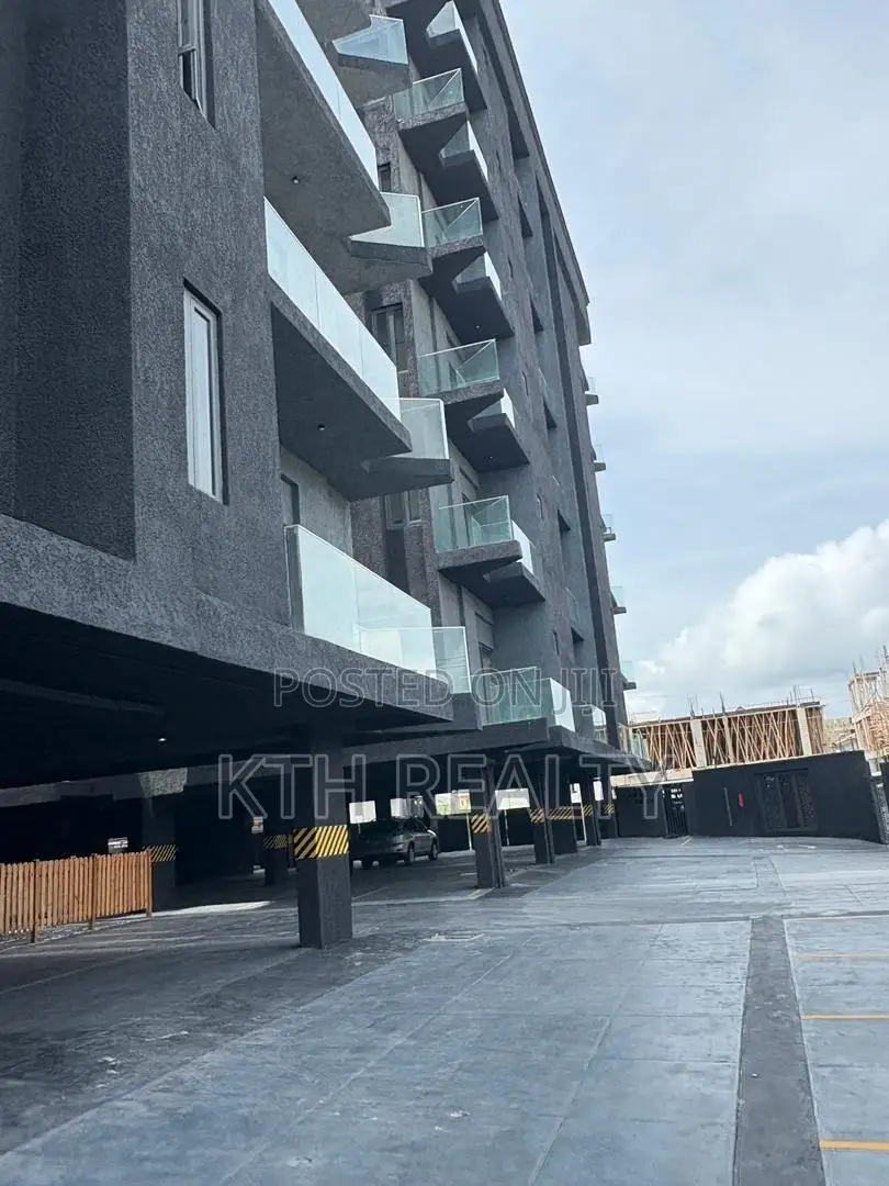 3bdrm Apartment in Ikate, Lekki Phase 1 for rent