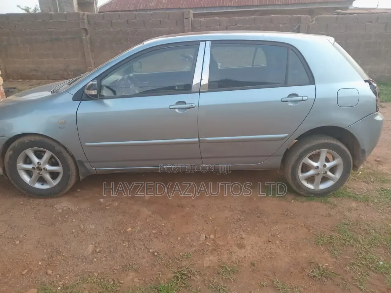 Toyota Corolla Liftback 2004 Blue