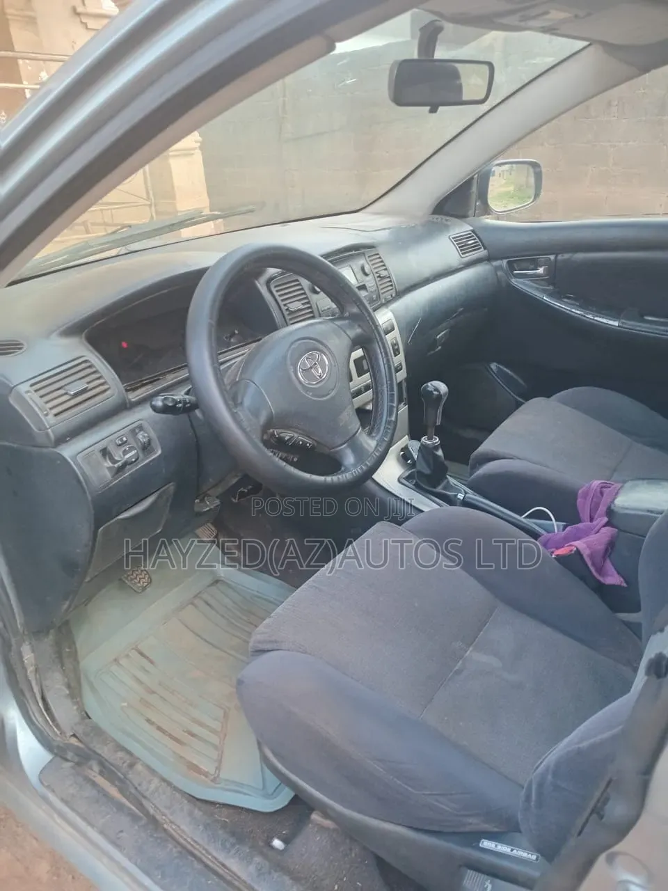 Toyota Corolla Liftback 2004 Blue