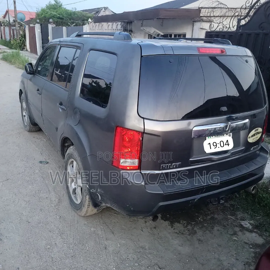 Honda Pilot EX-L 4dr SUV 4WD (3.5L 6cyl 5A) 2012 Gray