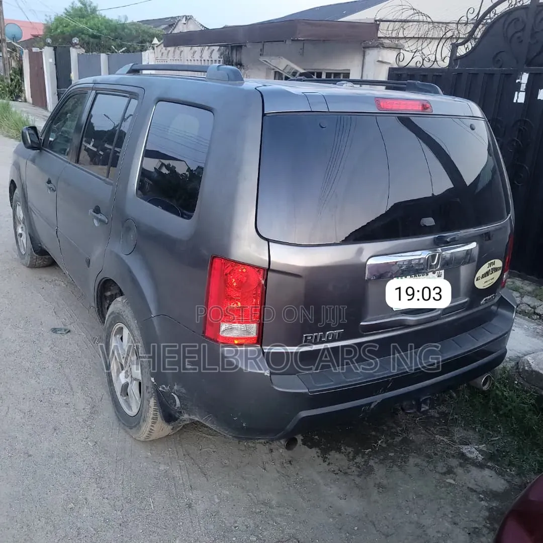Honda Pilot EX-L 4dr SUV 4WD (3.5L 6cyl 5A) 2012 Gray