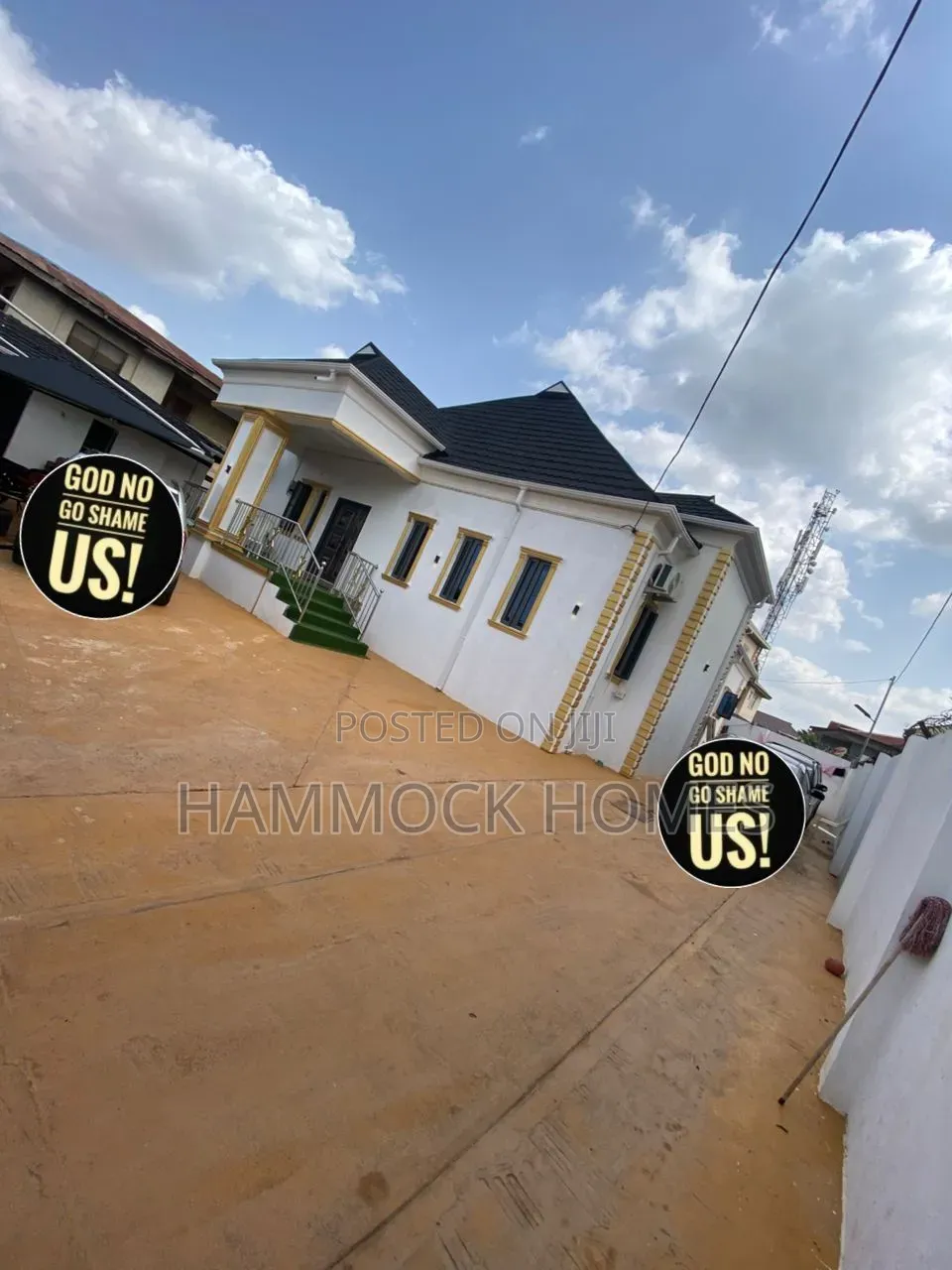 4bdrm Bungalow in Akobo for sale