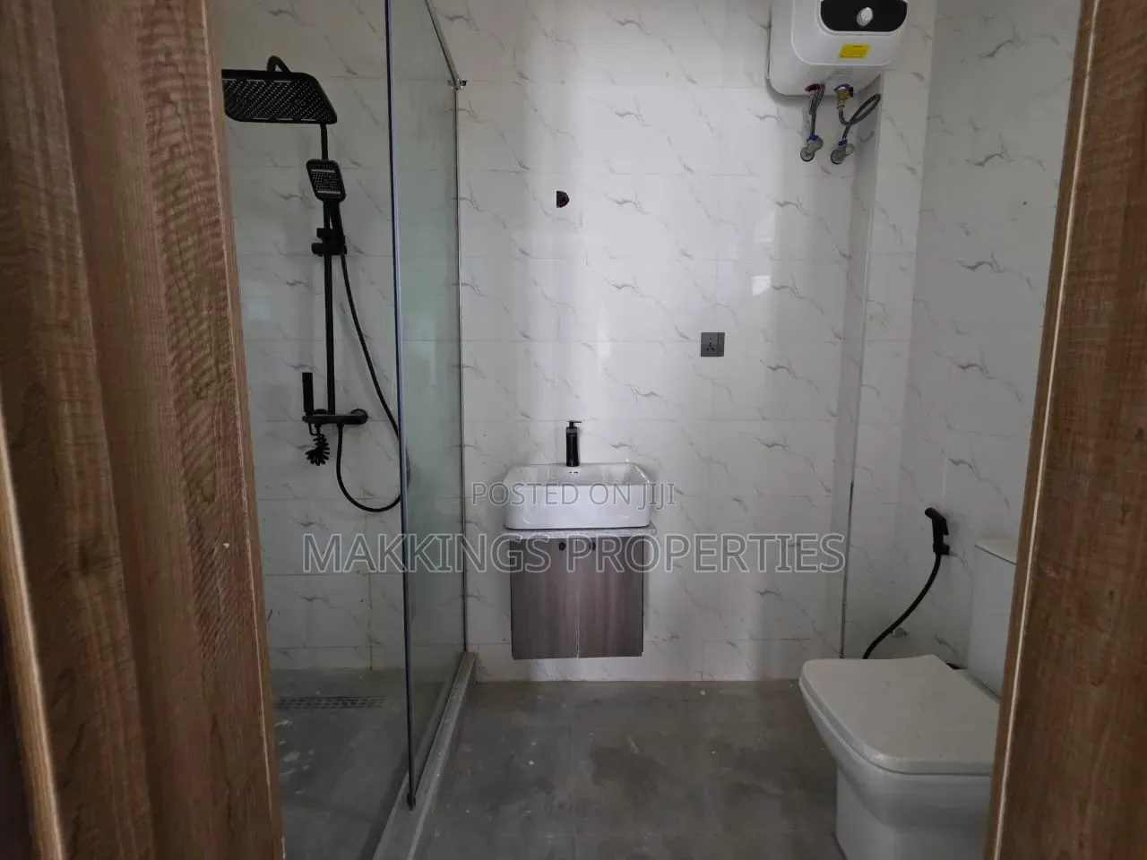 3bdrm Apartment in Ikate for sale