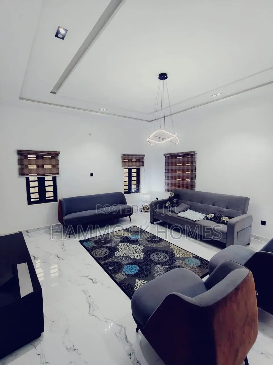 3bdrm Bungalow in Old Bodija Estate. for rent