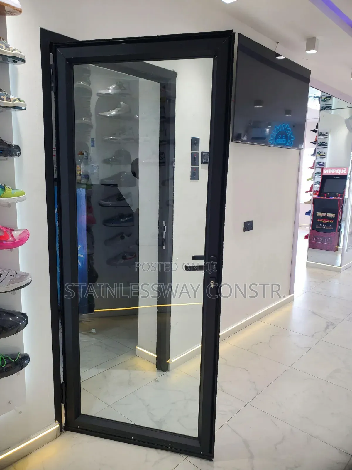 Ebm Hinge Door With Black Accessories