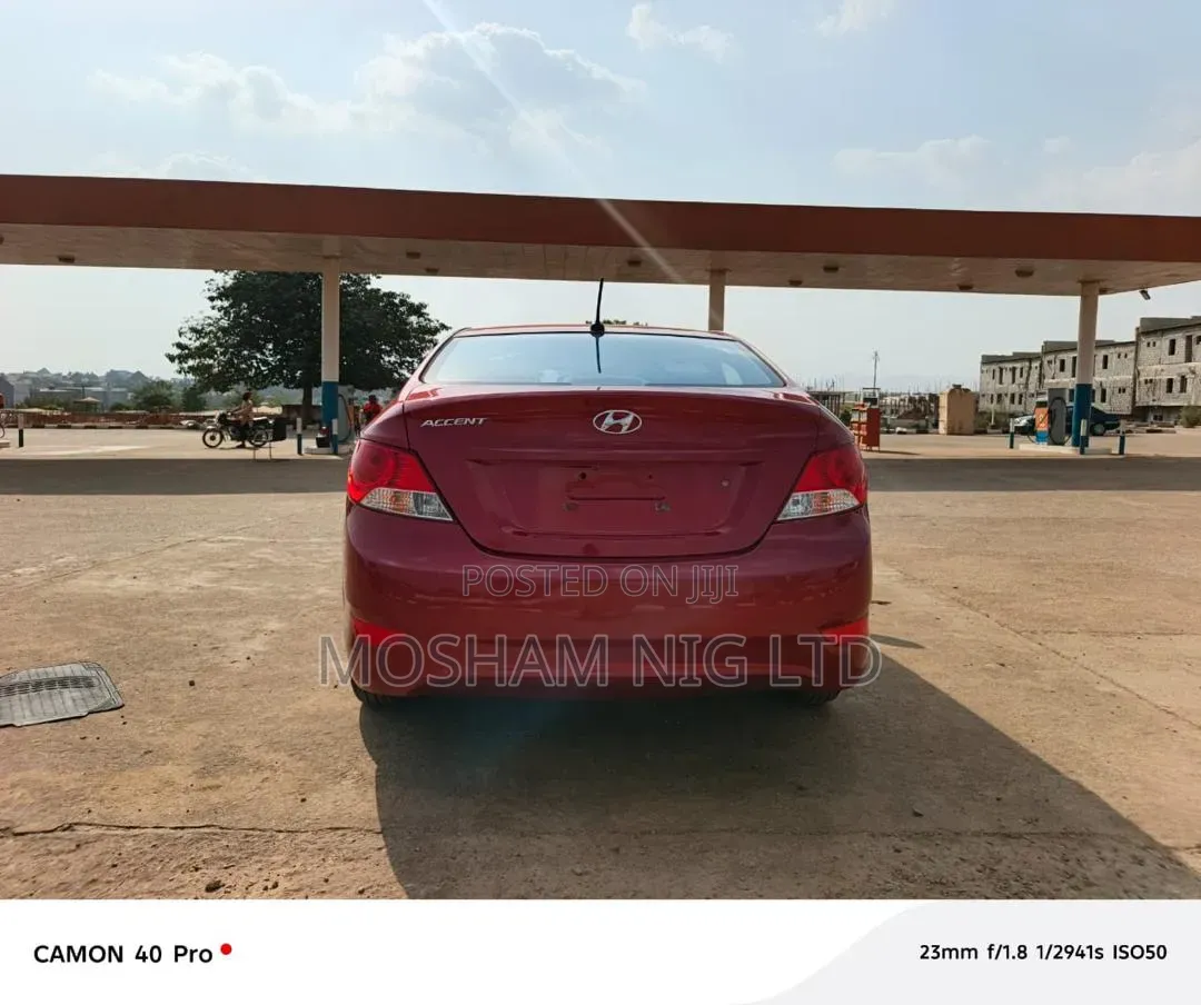 Hyundai Accent 2014 Red