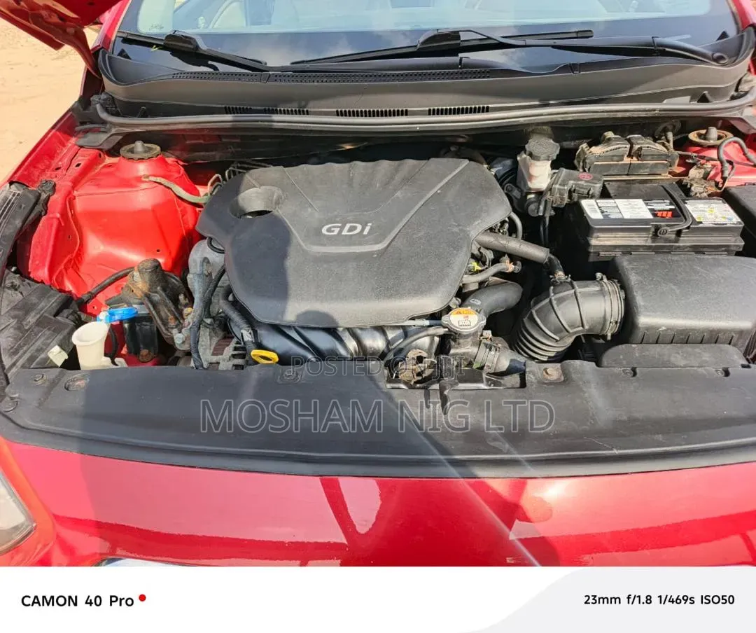 Hyundai Accent 2014 Red