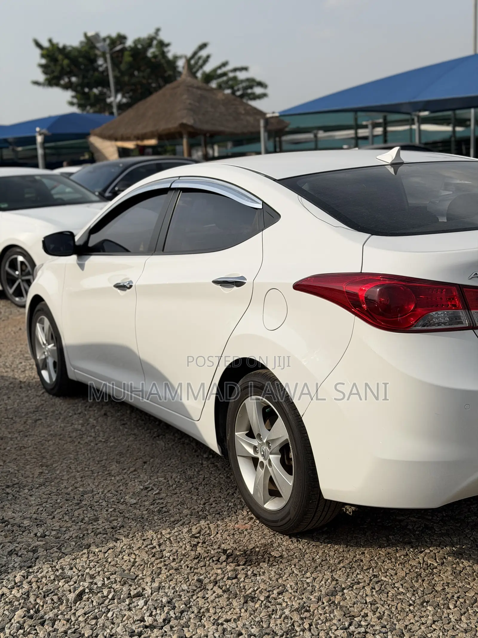 Hyundai Elantra 2012 White