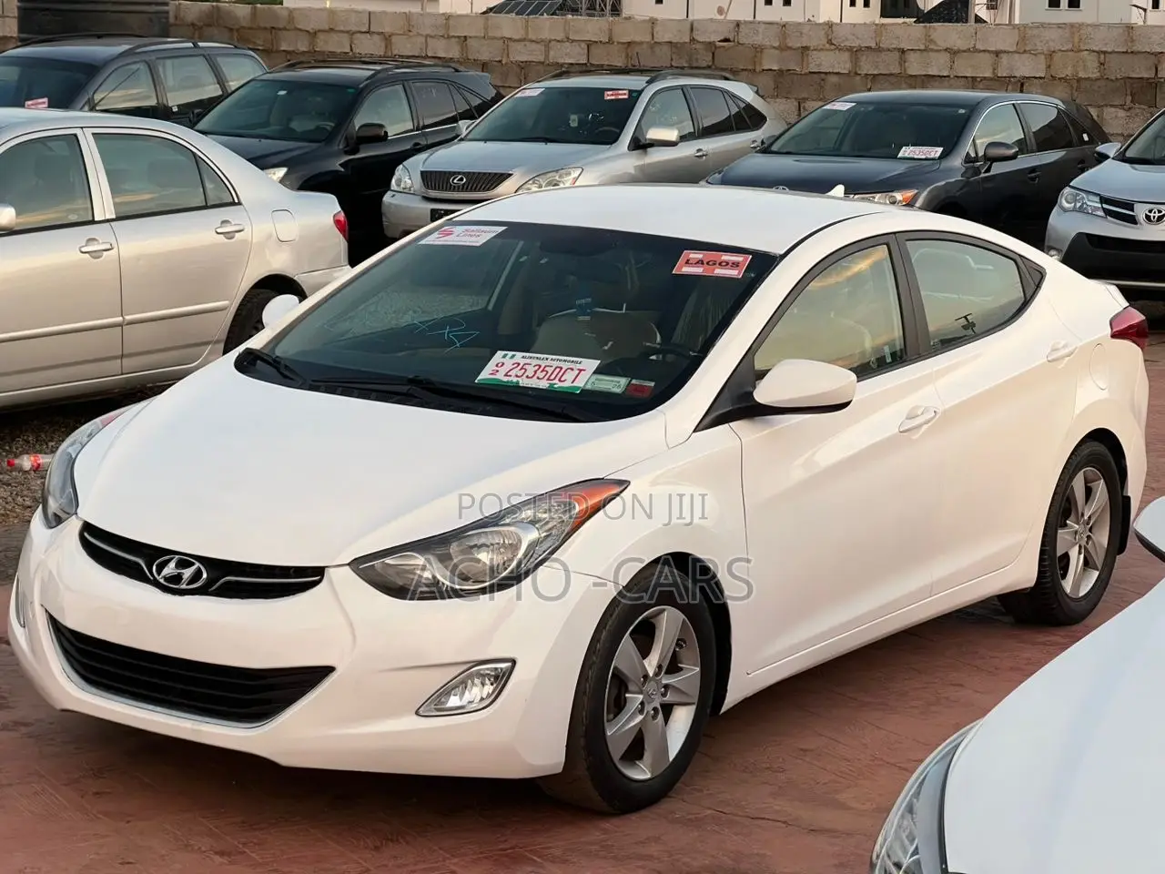 Hyundai Elantra 2012 White