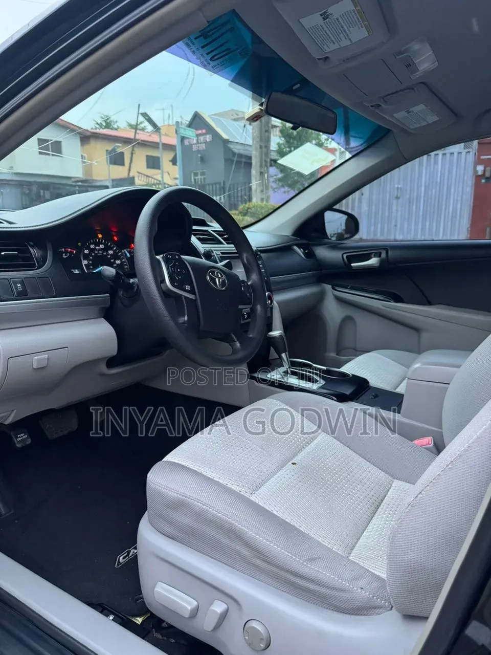 Toyota Camry LE 4dr Sedan (2.5L 4cyl 6A) 2014 Black
