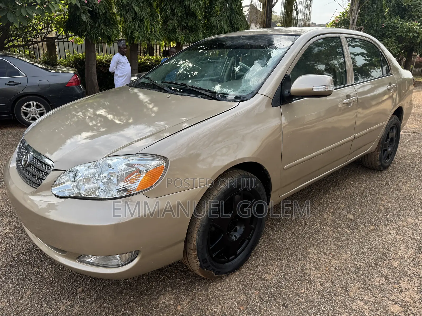 Toyota Corolla LE 2005 Gold