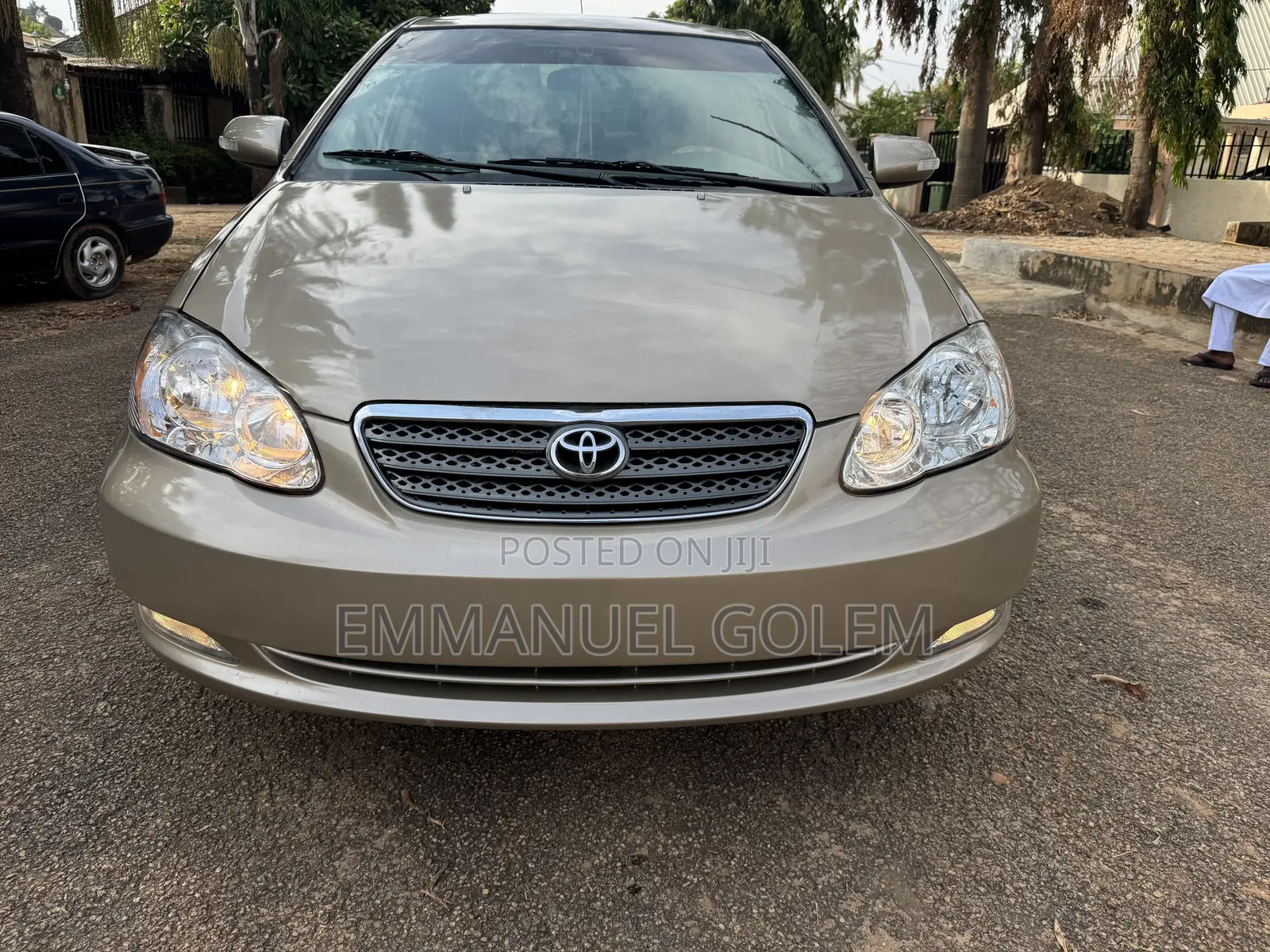 Toyota Corolla LE 2005 Gold