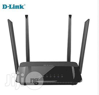 D-link D-link Ac1200 Dual Band Router / High-gain Wifi Router Dir-822