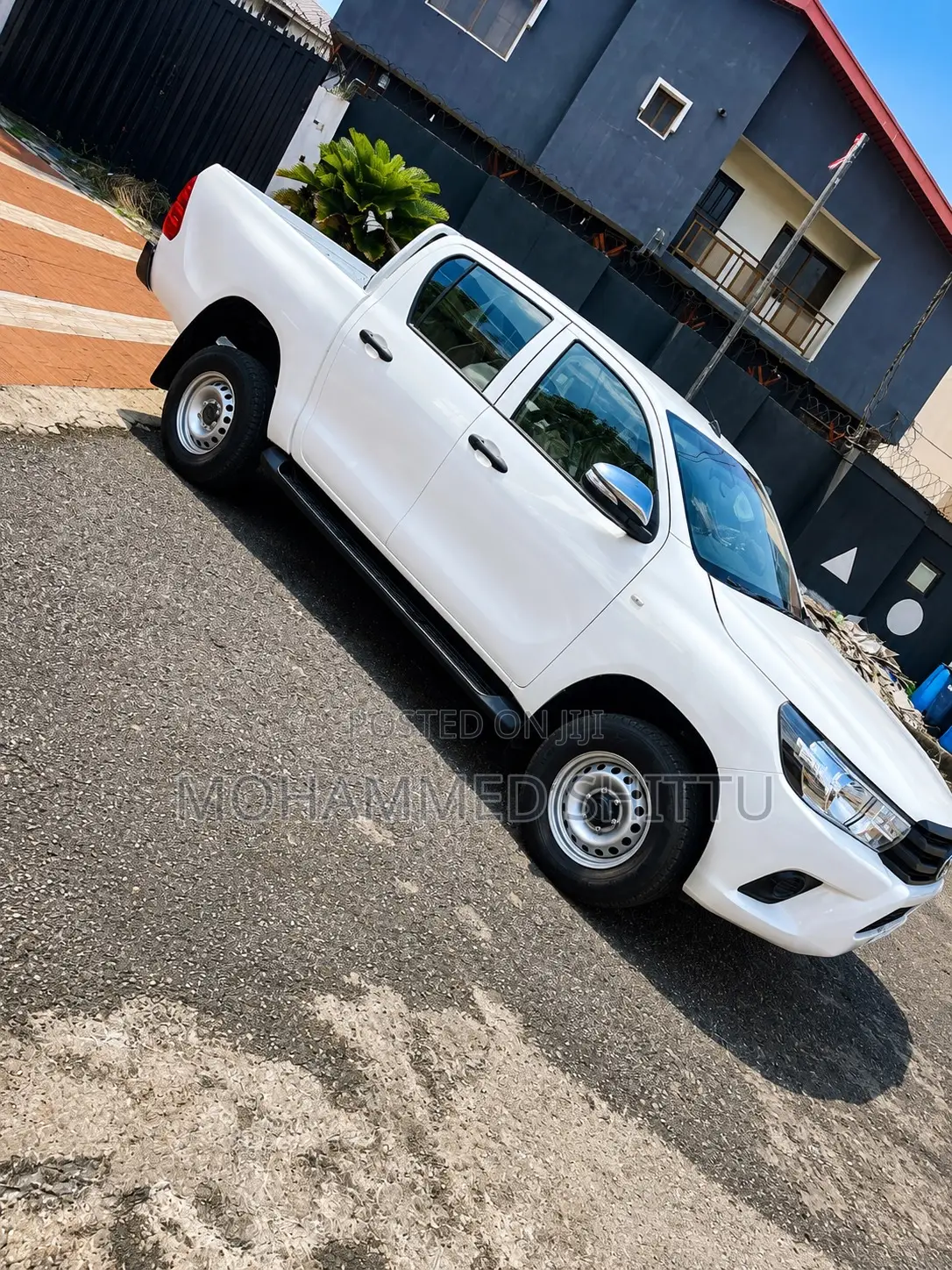 New Toyota Hilux 2025 White