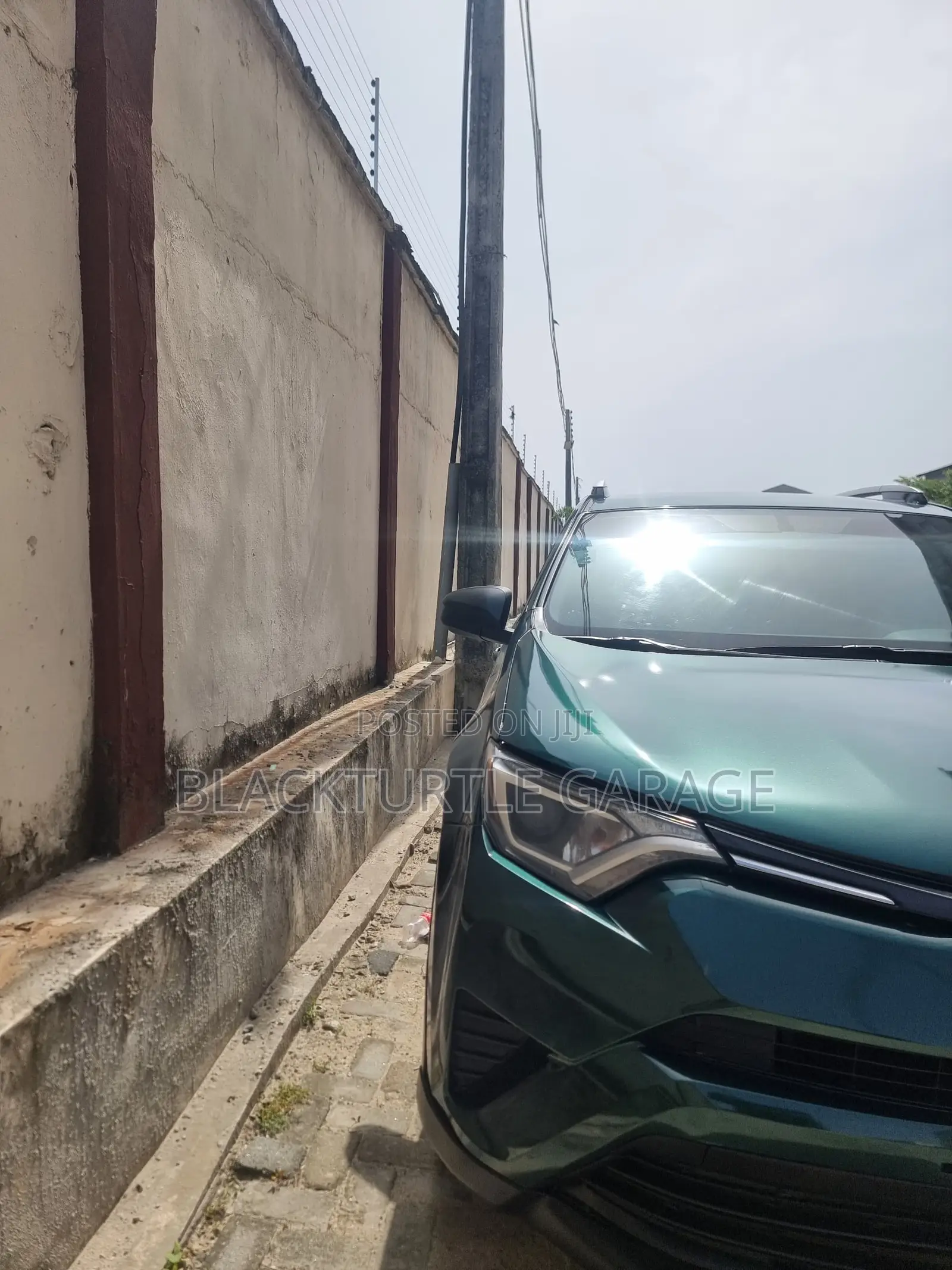 Toyota RAV4 2016 Red