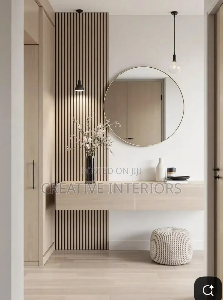 Simple and Portable Dressing Mirror