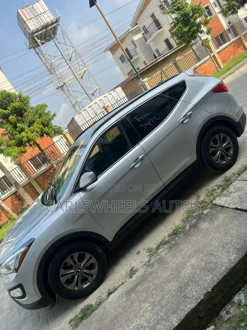 Hyundai Santa Fe SE AWD 2016 Silver