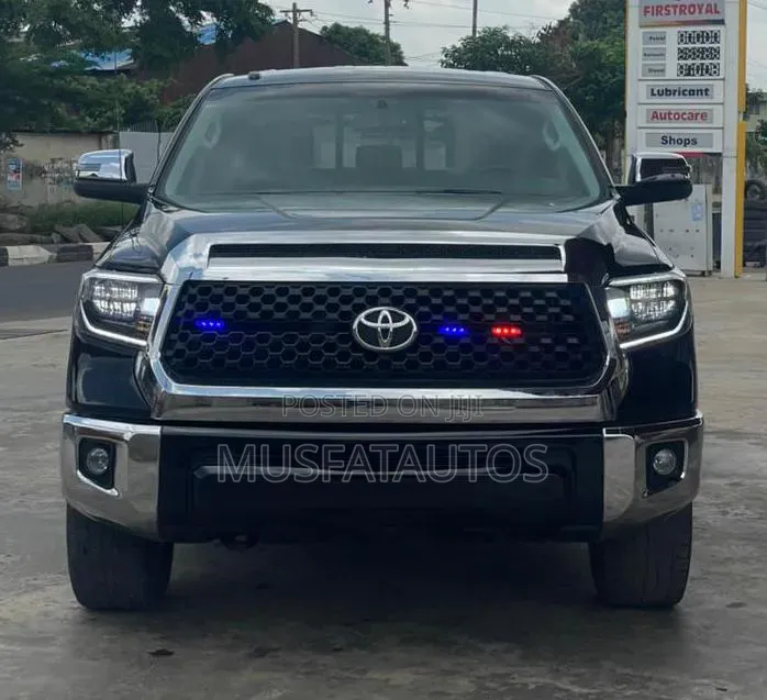 Toyota Tundra Regular Cab 4x4 2012 Black