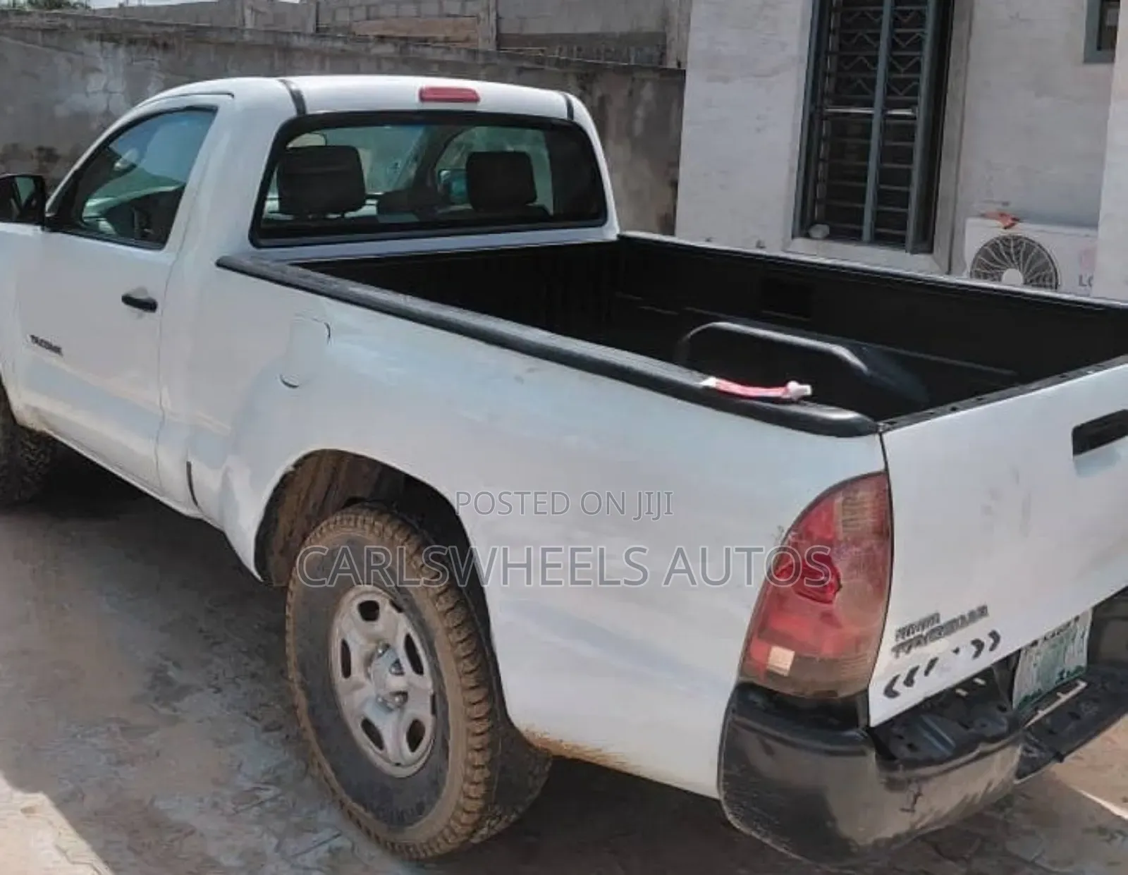 Toyota Tacoma 2005 White
