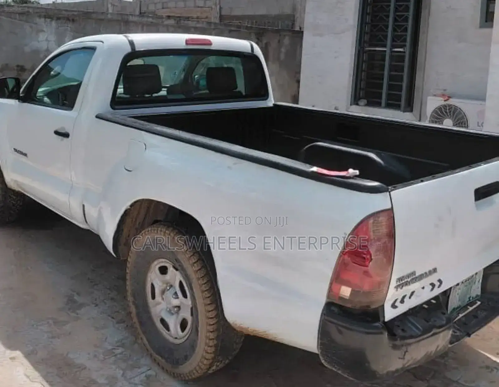 Toyota Tacoma 2005 White