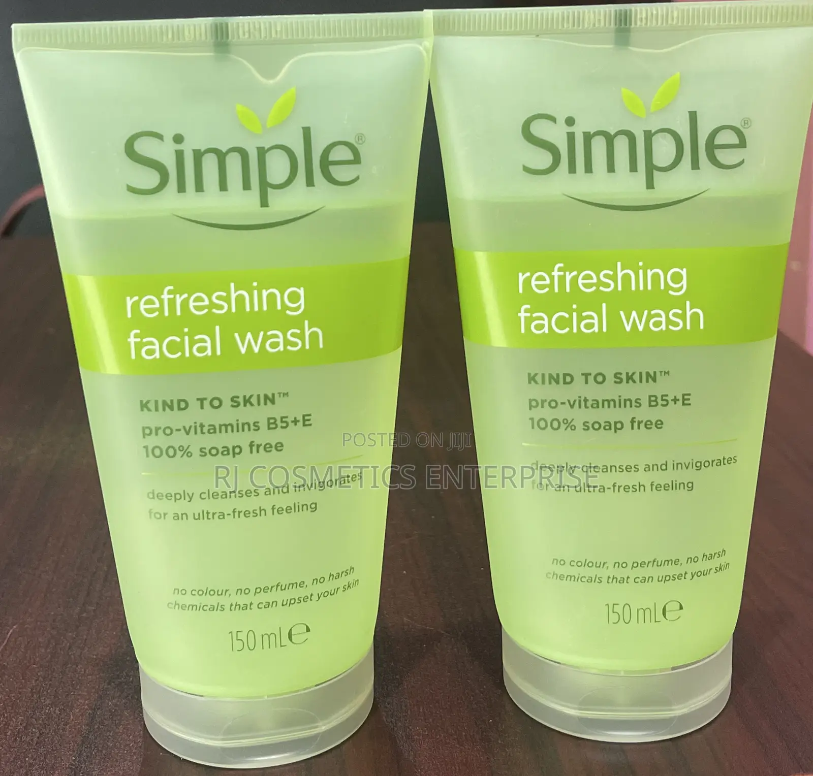 Simple Refreshing Facial Wash