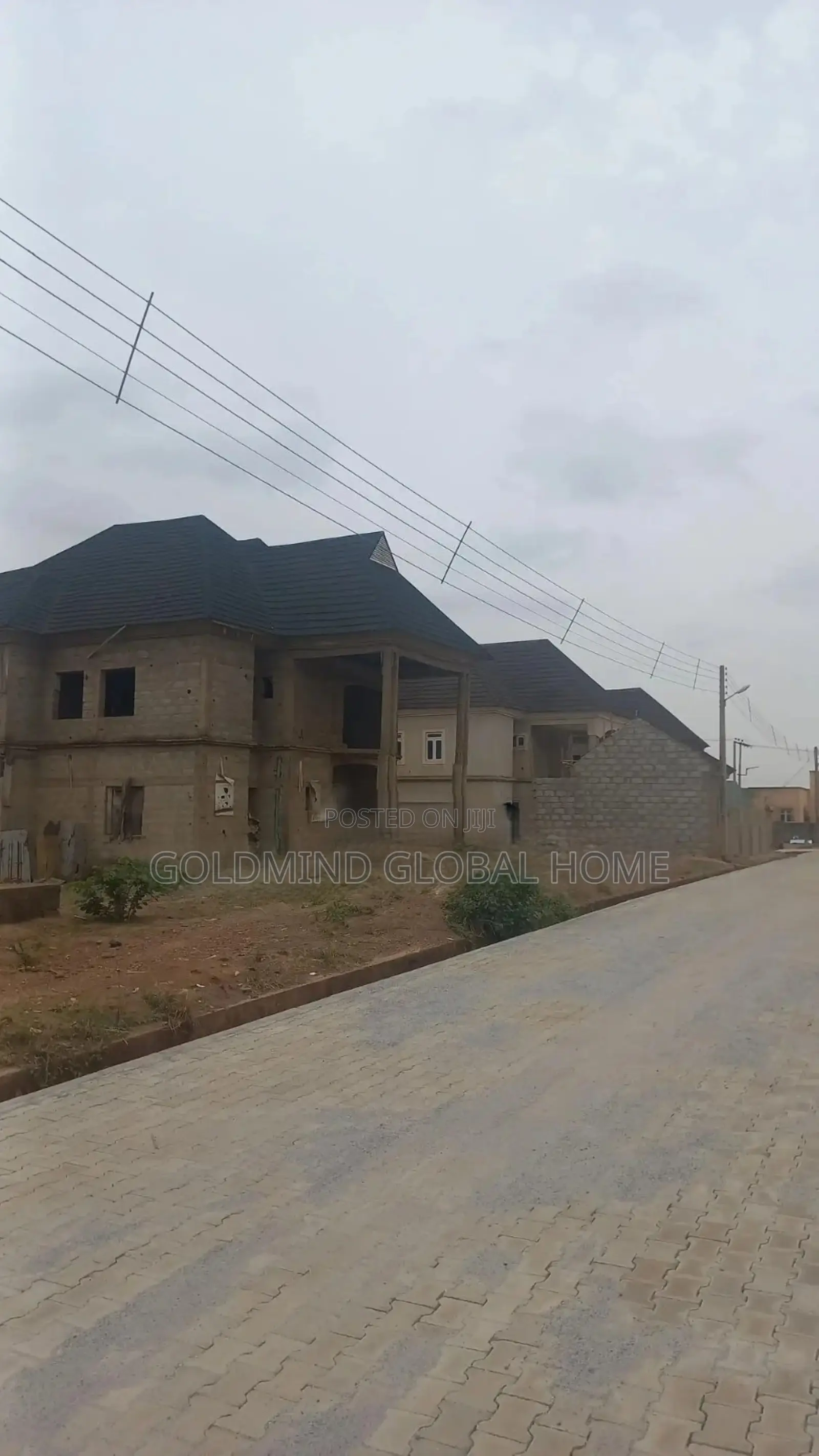 5bdrm Duplex in Lokogoma for sale