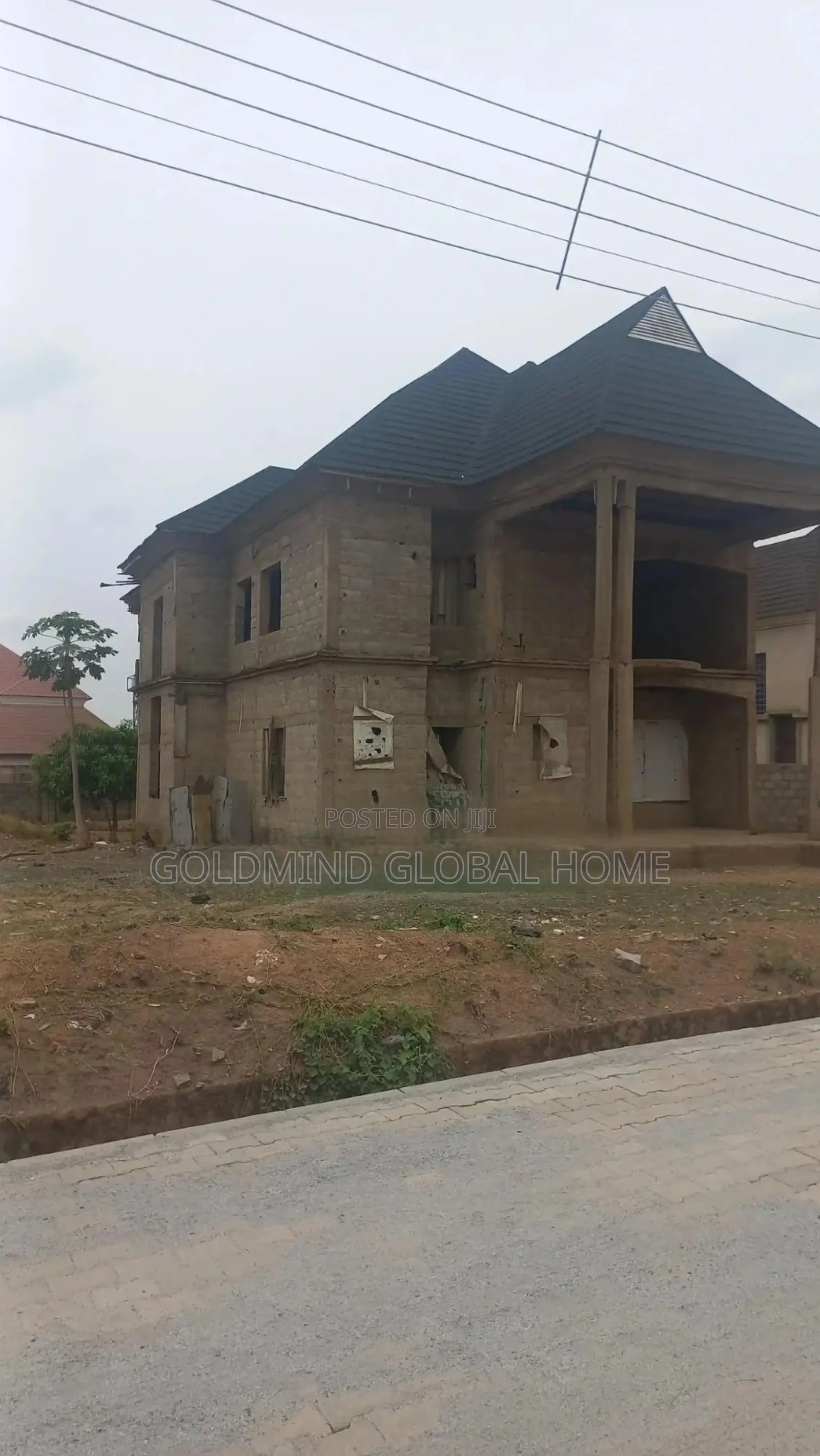 5bdrm Duplex in Lokogoma for sale