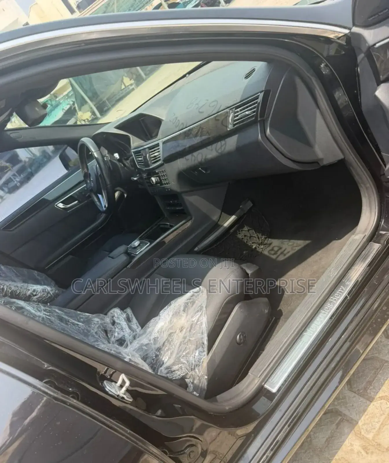 Mercedes-Benz E550 2011 Black