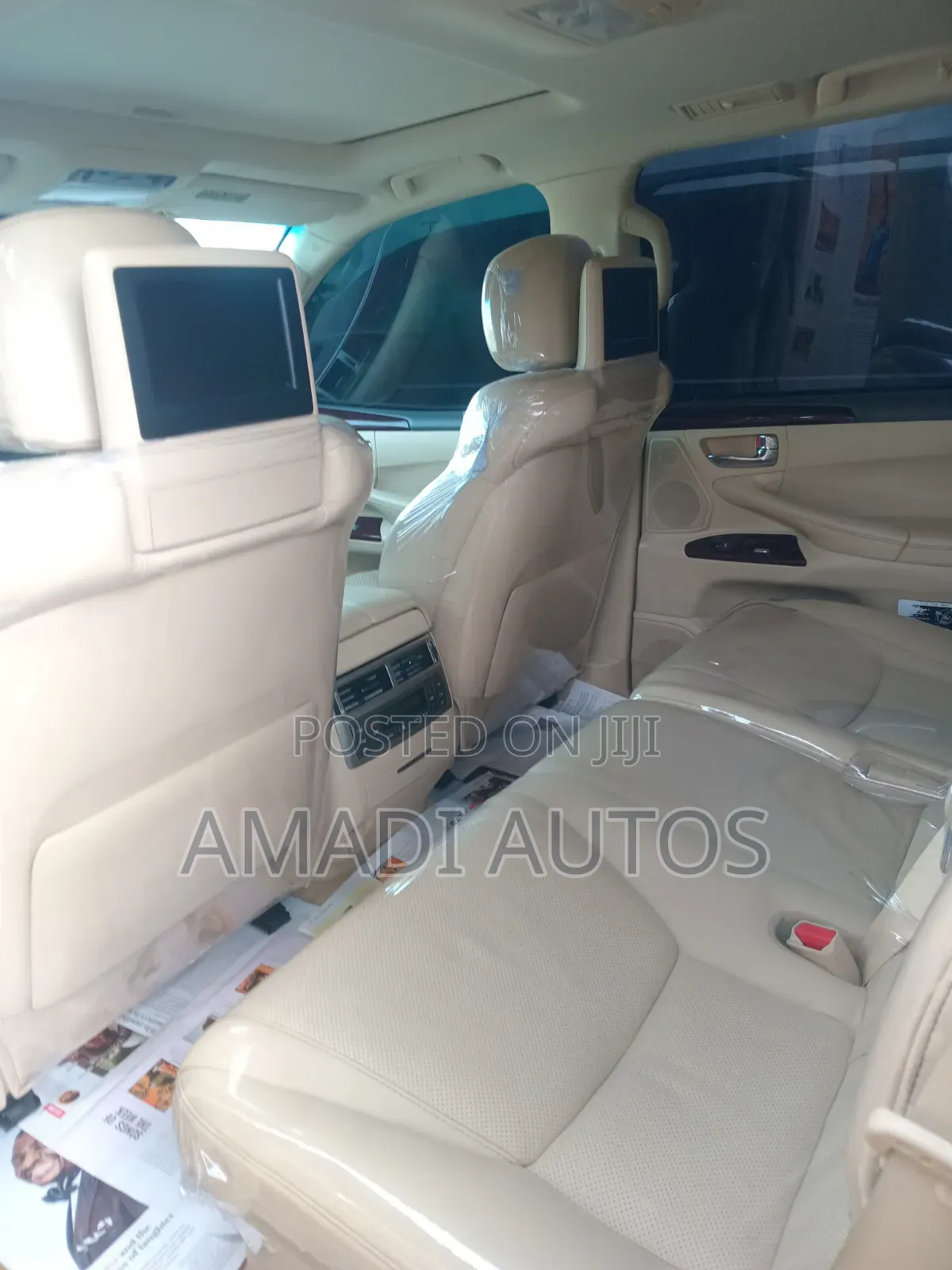 Lexus LX 570 AWD 2016 Gold