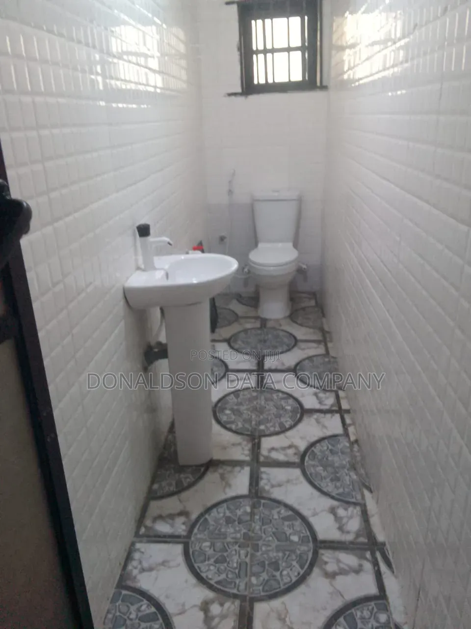 Furnished 4bdrm Duplex in Baaale Animashanhun for sale