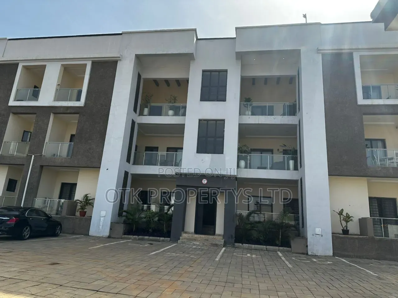 2bdrm Block of Flats in Mabushi Less Than for rent