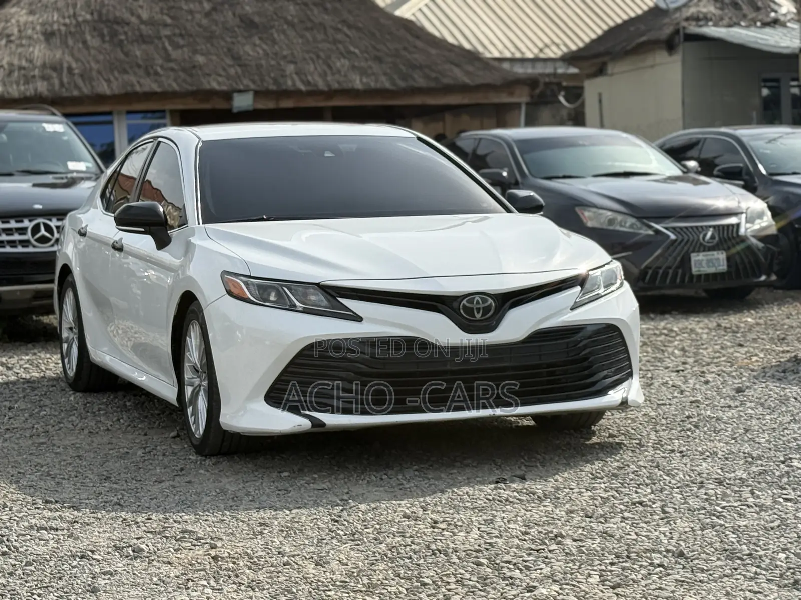 Toyota Camry 2018 White