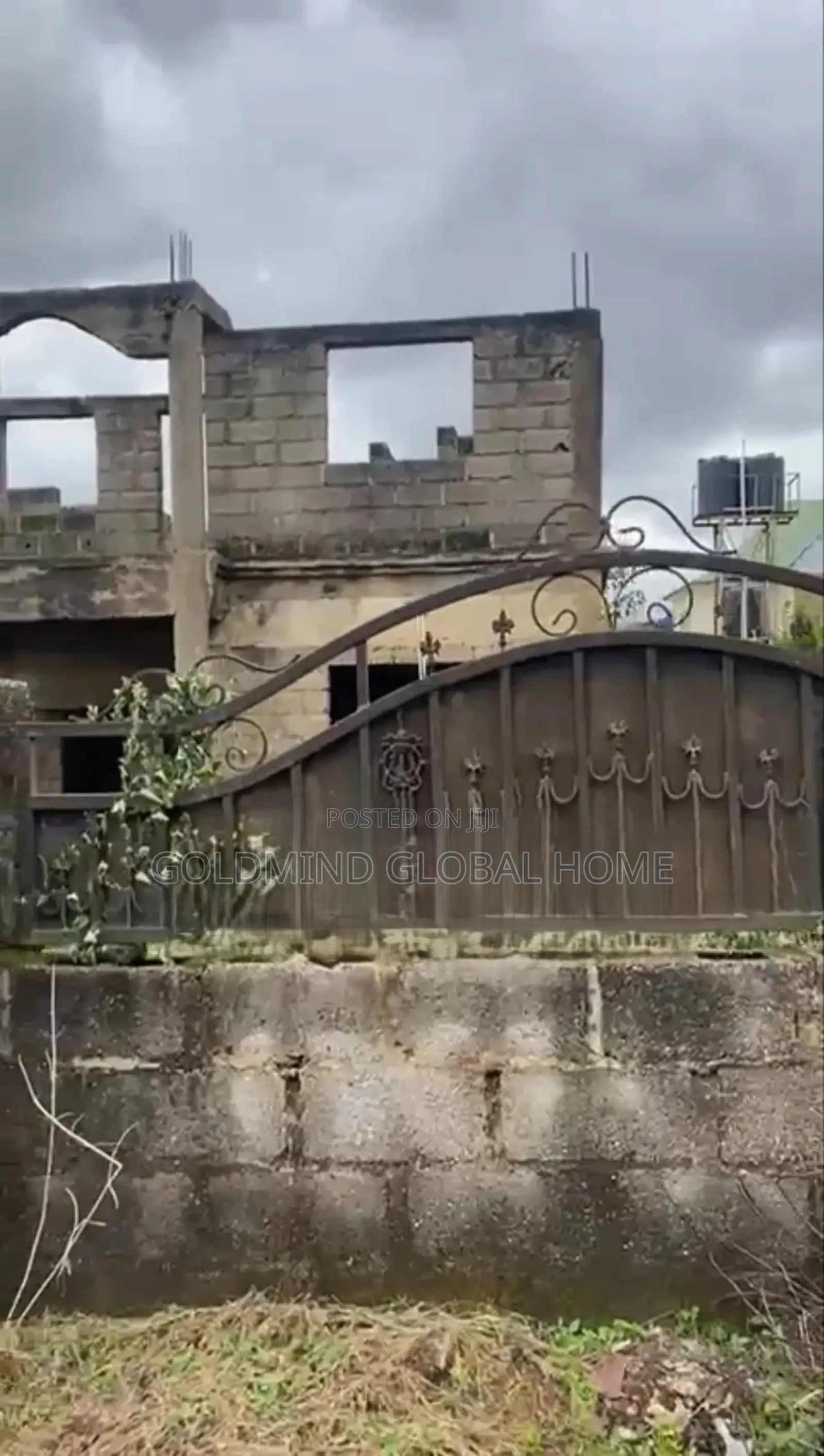 5bdrm Duplex in Lokogoma for sale
