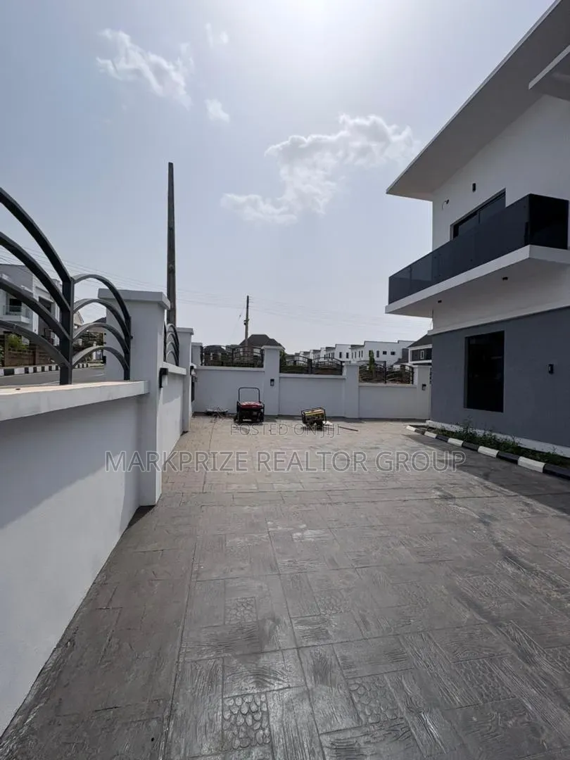Furnished 5bdrm Duplex in Kolapo Ishola Gra for sale