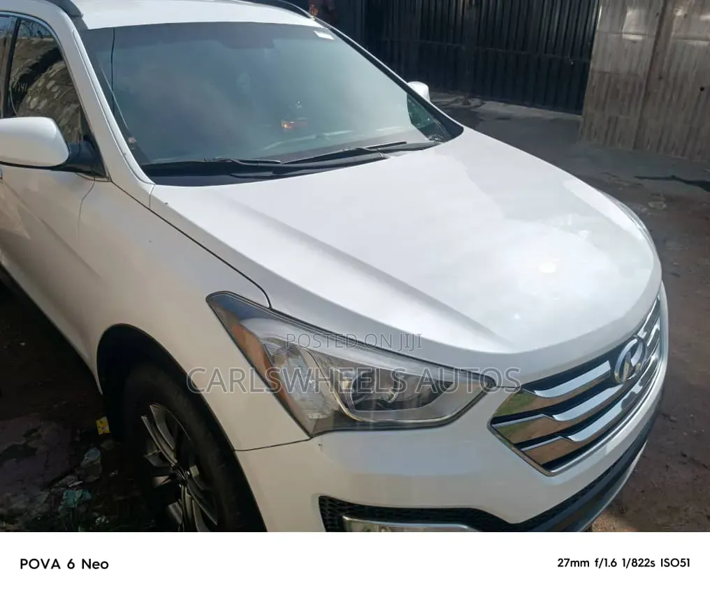 Hyundai Santa Fe 2015 White
