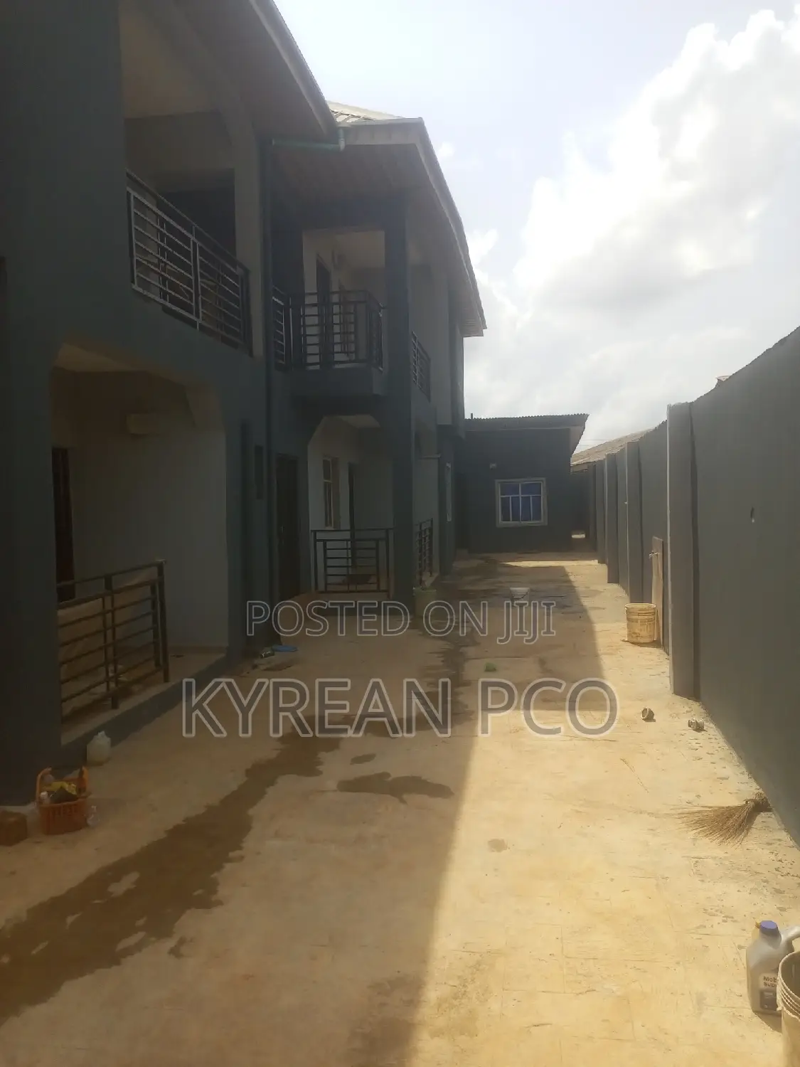 1bdrm Apartment in Olushowege Street, Agric for rent