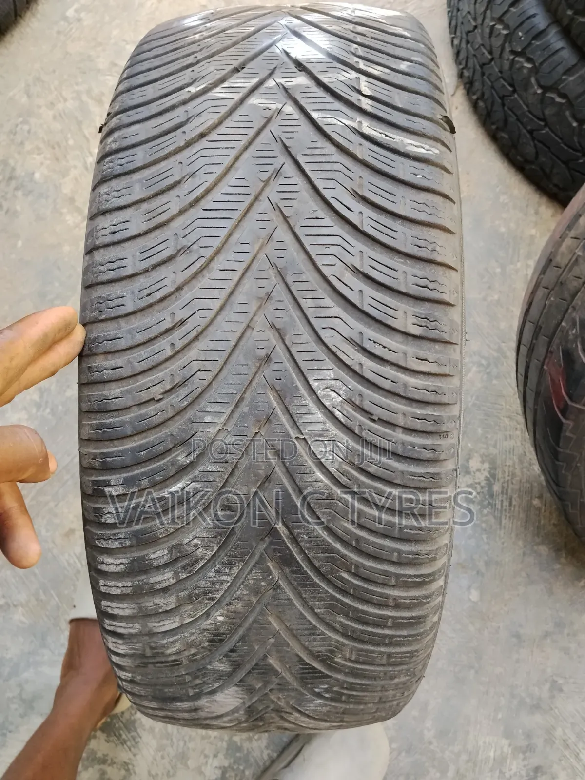 225/45r18 for Lexus Cars and Toyota Also