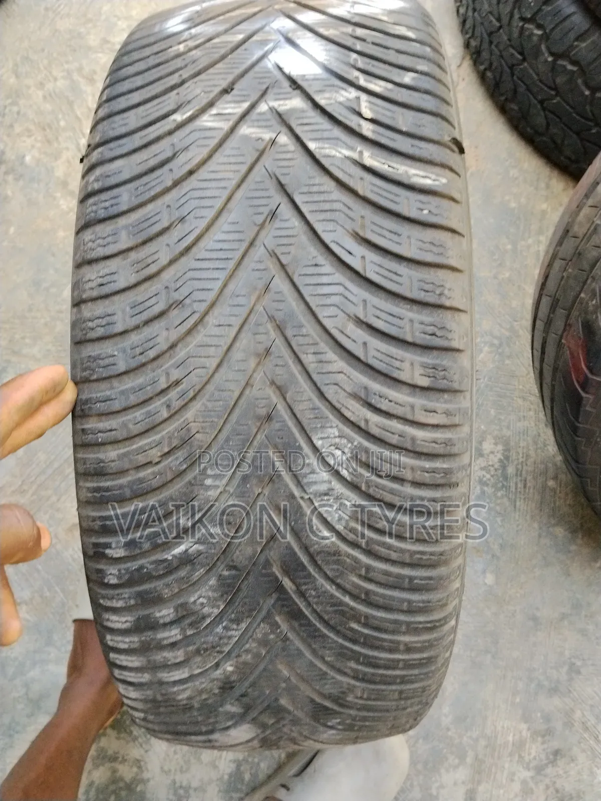 225/45r18 for Lexus Cars and Toyota Also