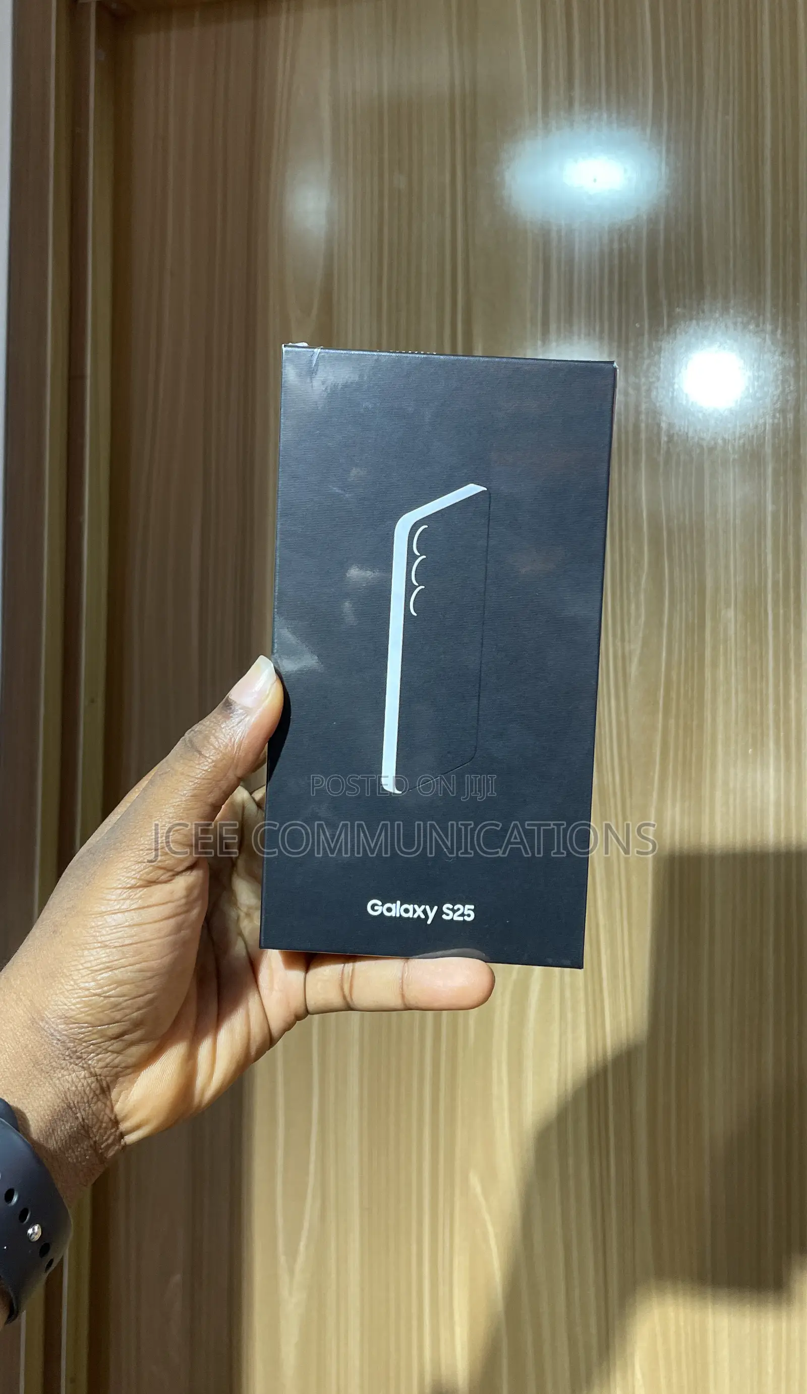 New Samsung Galaxy S25 256 GB Green